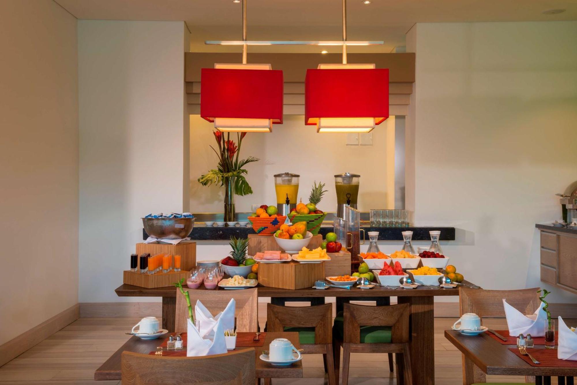 Hilton Garden Inn Barranquilla Barranquilla  Buitenkant foto