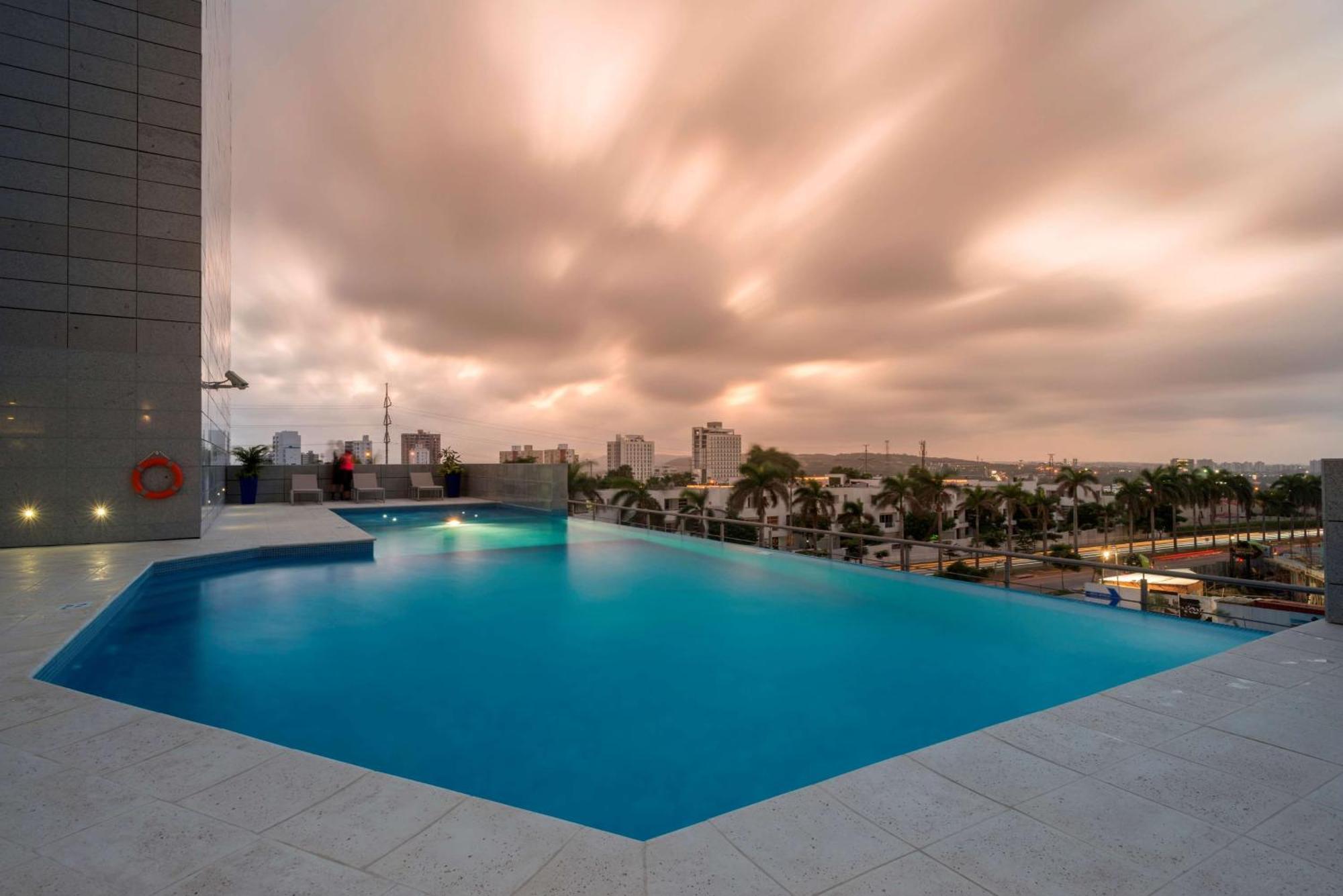 Hilton Garden Inn Barranquilla Barranquilla  Buitenkant foto